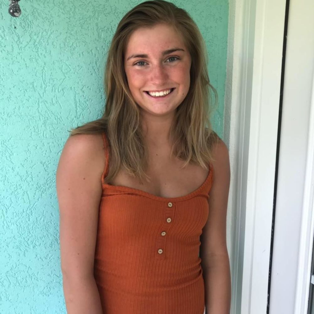 Meet your Posher, Courtney